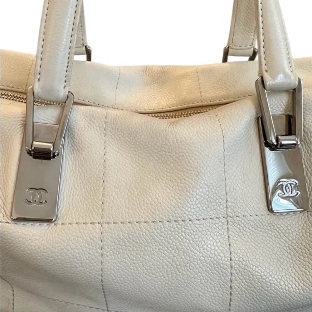 Chanel Top Handle white leather Bag